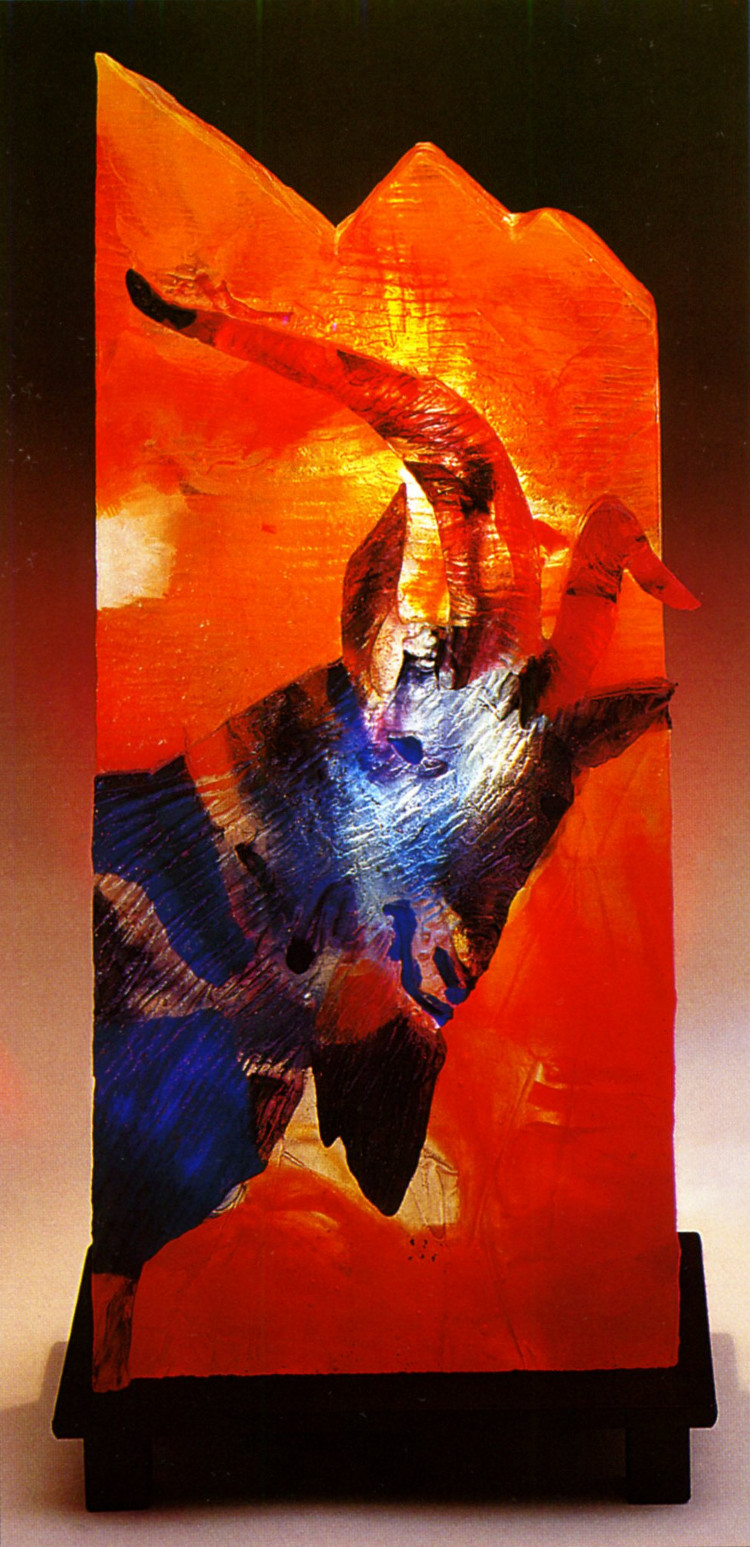 Verre-en-Forme à Montoison (26) par Salomé : stèle « Court-Circuit » h=32cm de 1999 cuite à 740°C - ekta Cédric Prat