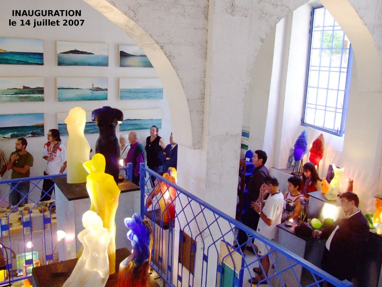 Frédéric Morin et Salomé à Saillans (26) : inauguration de leur galerie de Saillans le 14 juillet 2007