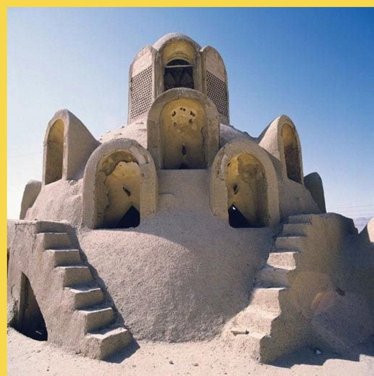 architecture bioclimatique = fluidité des espaces entre dedans et dehors : Kashan maison Borujerdi par Maryam vers 1857 - extérieur du dôme du talar central, prises de jours couronnées du lanternon