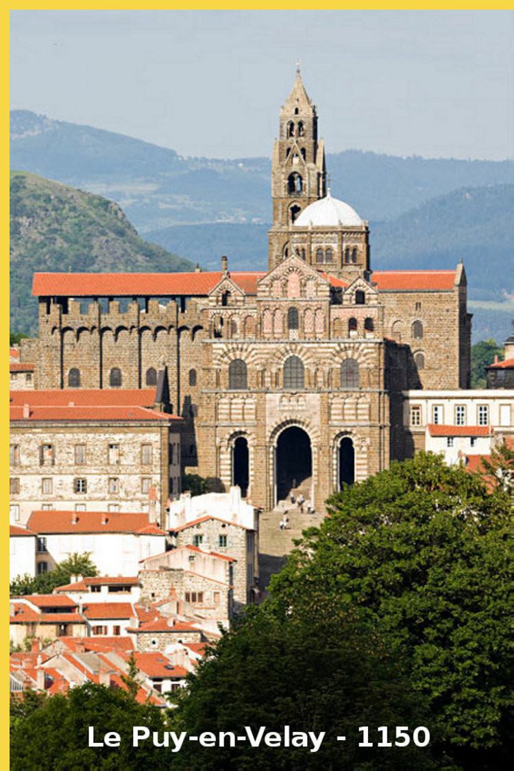 architecture romane classique - Le Puy-en-Velay (43) Notre-Dame 1050 → … - vue générale