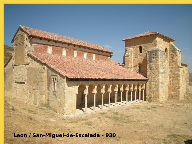 architecture carolingienne mozarabe/mudejar - Leon (E) : Sant Miguel de Escalada vers 930 - vue générale côté sud