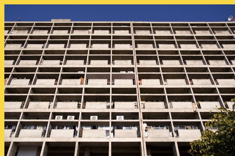 bioclimatique fluidite des espaces Secrétariat civil du Pendjab à Chandigarh par Corbusier en 1953 : façade