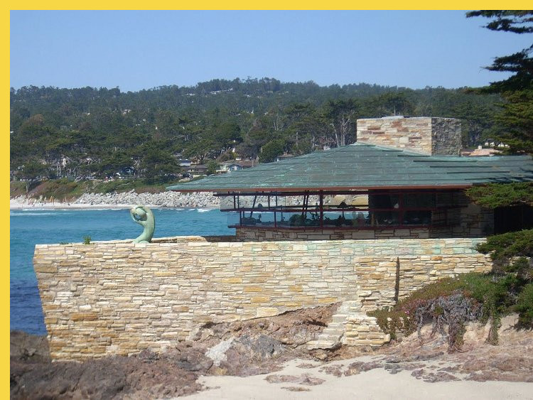 bioclimatique fluidite des espaces Walker House Carmel par Wright en 1948 : profil de la façade sud