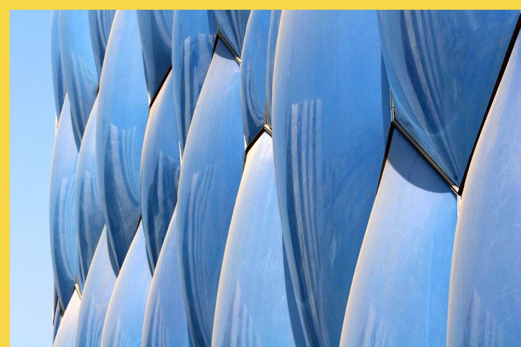 Pékin-Beijing - National Aquatics Center - Water Cube par PTW + Arup - 2008 : la peau multicouches des bulles gonflées en surpression assure l'isoslation thermique tout en laissant passer la lumière