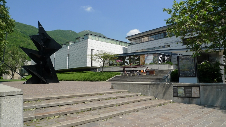1994 Musée d'Art Moderne à Grenoble par Félix-Faure + Félix-Faure + Macary = Groupe 6
