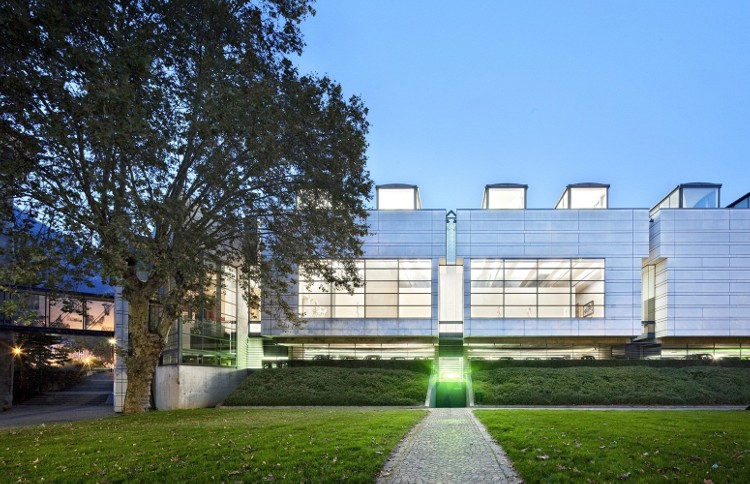 1994 Musée d'Art Moderne à Grenoble par Félix-Faure + Félix-Faure + Macary = Groupe 6