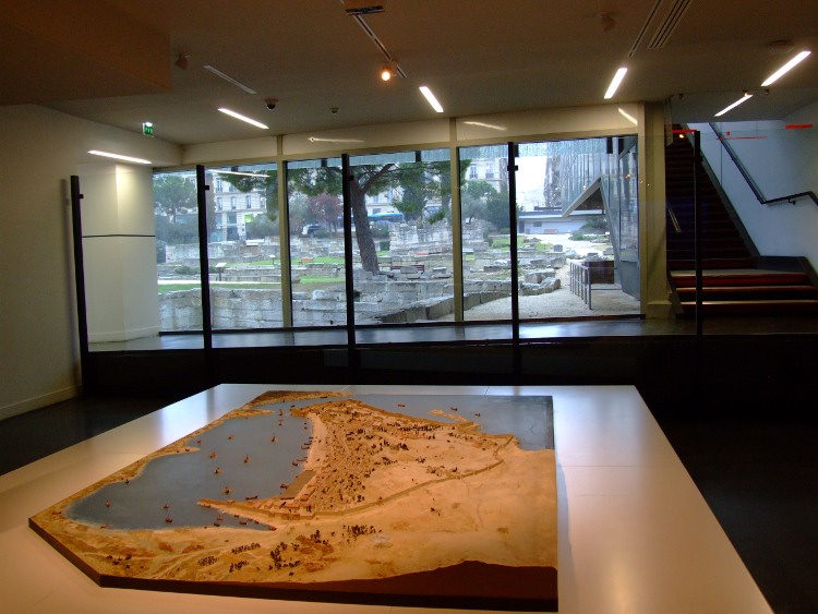 1983 Centre Bourse Musée d'Histoire de Marseille par Moatti + Rivière + Carta