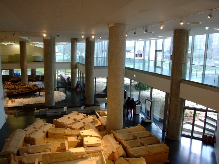 1983 Centre Bourse Musée d'Histoire de Marseille par Moatti + Rivière + Carta