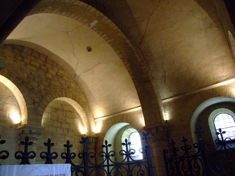 Bayeux - cathédrale Notre-Dame, tour sud du massif occidental d'Odon de Conteville de 1070 à 1077