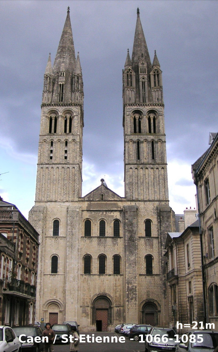 abbatiale Saint-Etienne à Caen (14) la façade occidentale romane est d'une grande simplicité