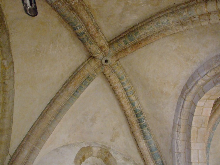 Saint-Martin d'Octeville (50) la première croisée d'ogives des travées droites du choeur