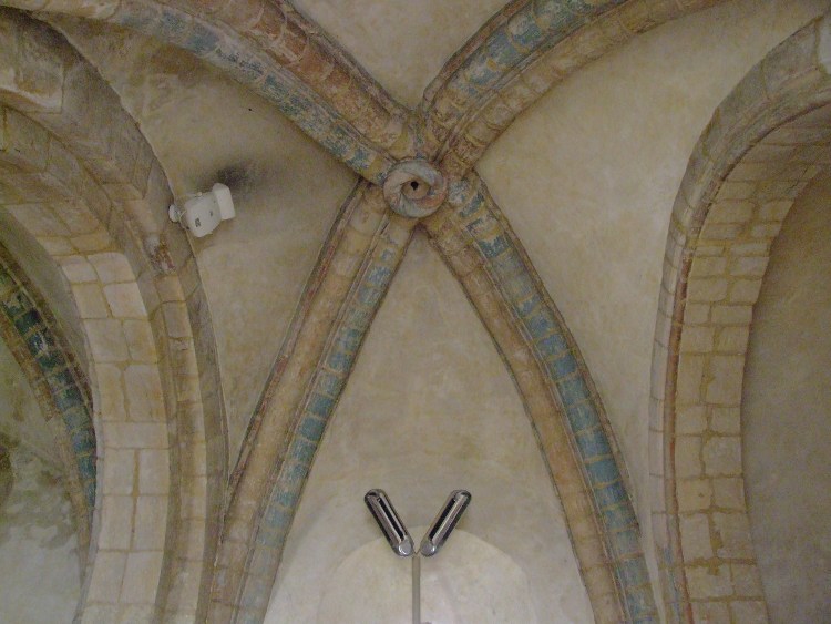 Saint-Martin d'Octeville (50) la deuxième croisée d'ogives des travées droites du choeur