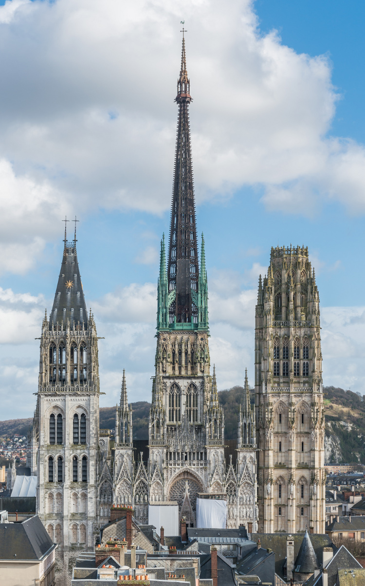 cathédrale Notre-Dame de Rouen (76) la flèche en fonte (1825-1876) culmine à 151 mètres - photo Daniel Vorndran