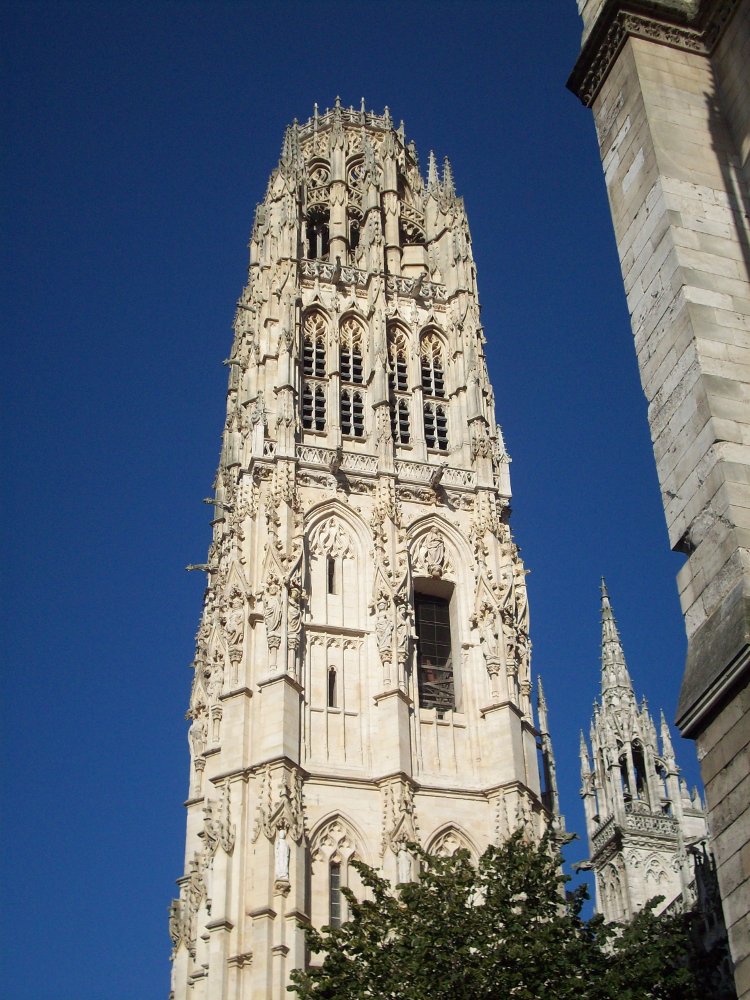 cathédrale Notre-Dame de Rouen (76) la fameuse Tour de Beurre de 1485 à 1506