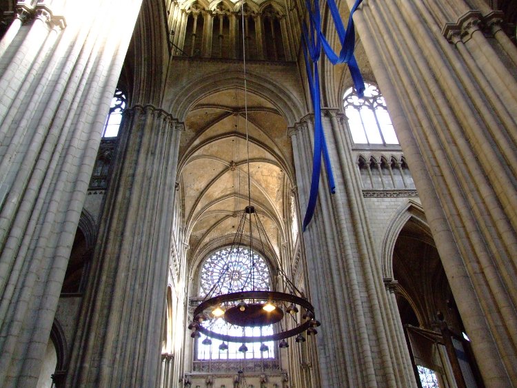cathédrale Notre-Dame de Rouen (76) le transept sud  et sa vaste rose